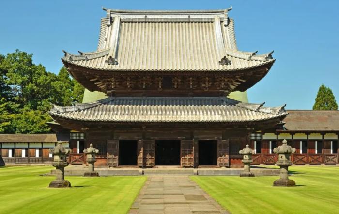 瑞龍寺佛殿